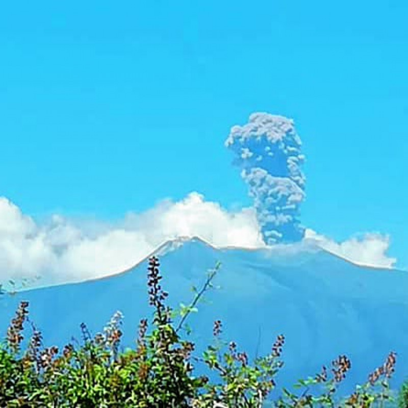 L'Etna durante un'eruzione