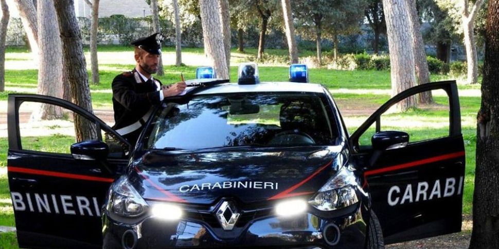 https://assets.gds.it/2019/10/Carabinieri-generica-970x485.jpg