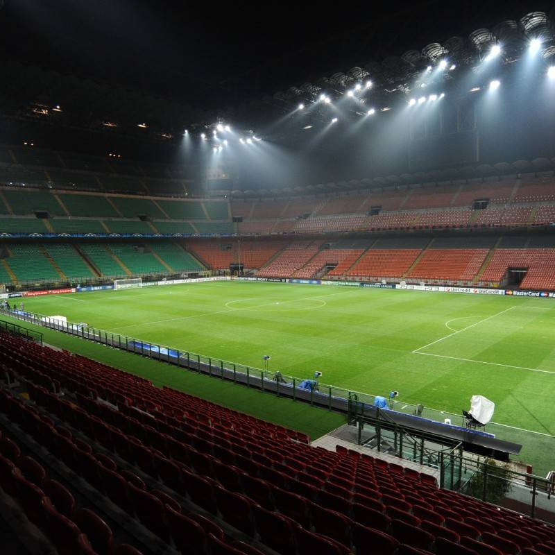 San Siro resterà vuoto: slitta Inter-Sampdoria