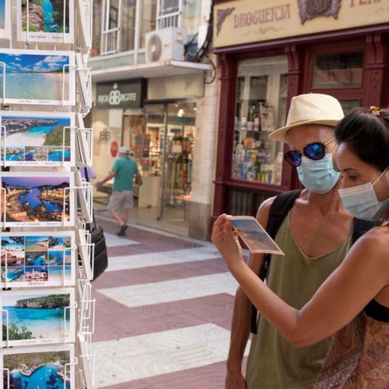 Obbligo mascherine Ffp2 al chiuso: dove indossarle e perché proteggono di  più - Giornale di Sicilia