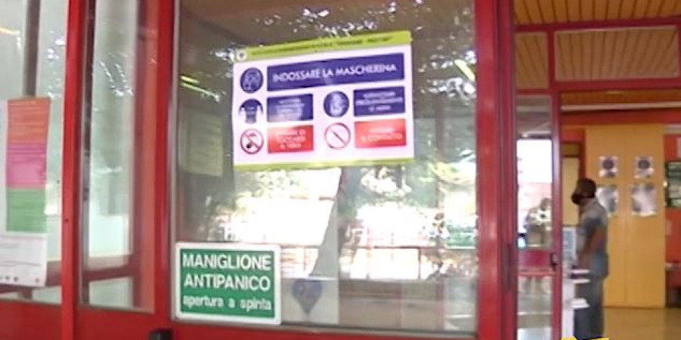 Inizia la scuola in Sicilia, alunni in classe e lezioni a ostacoli