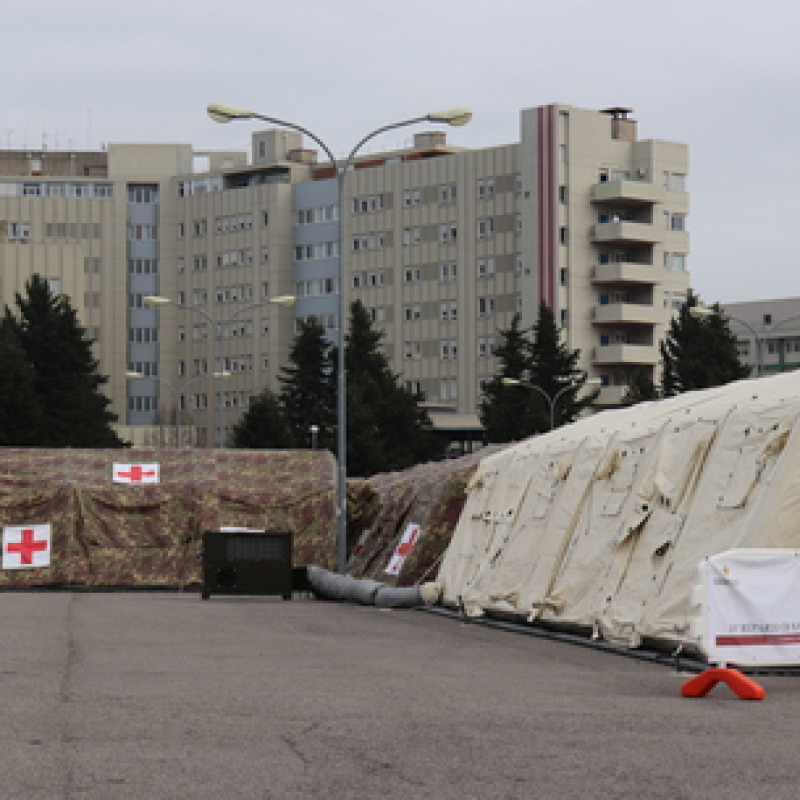 L'ospedale da campo a Perugia