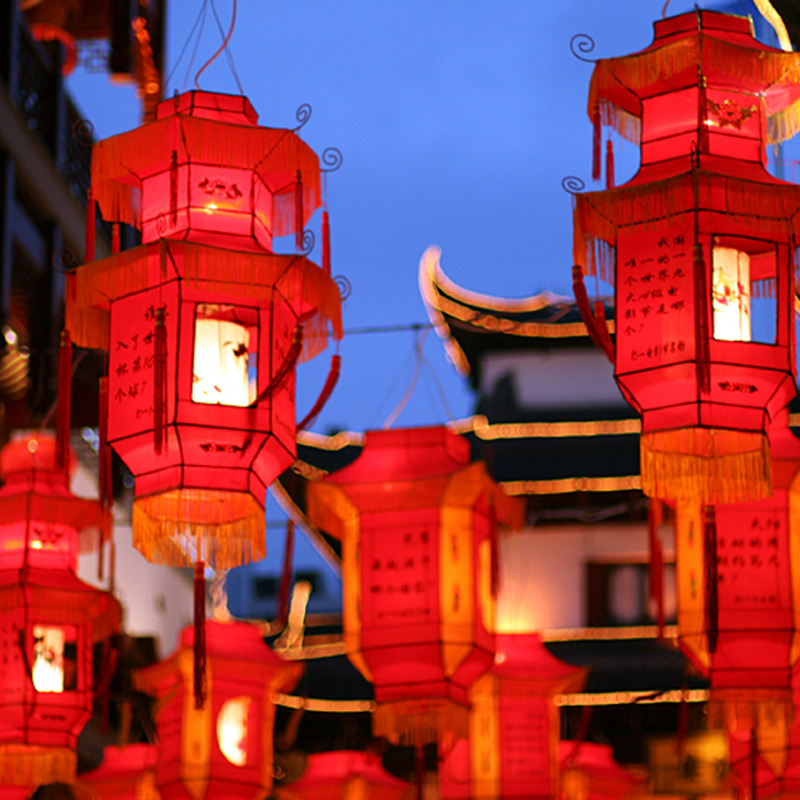 La tradizionale festa delle Lanterne, evento finale del Capodanno cinese