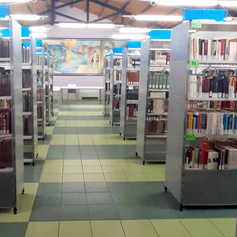 Sala lettura biblioteca Castellammare del Golfo