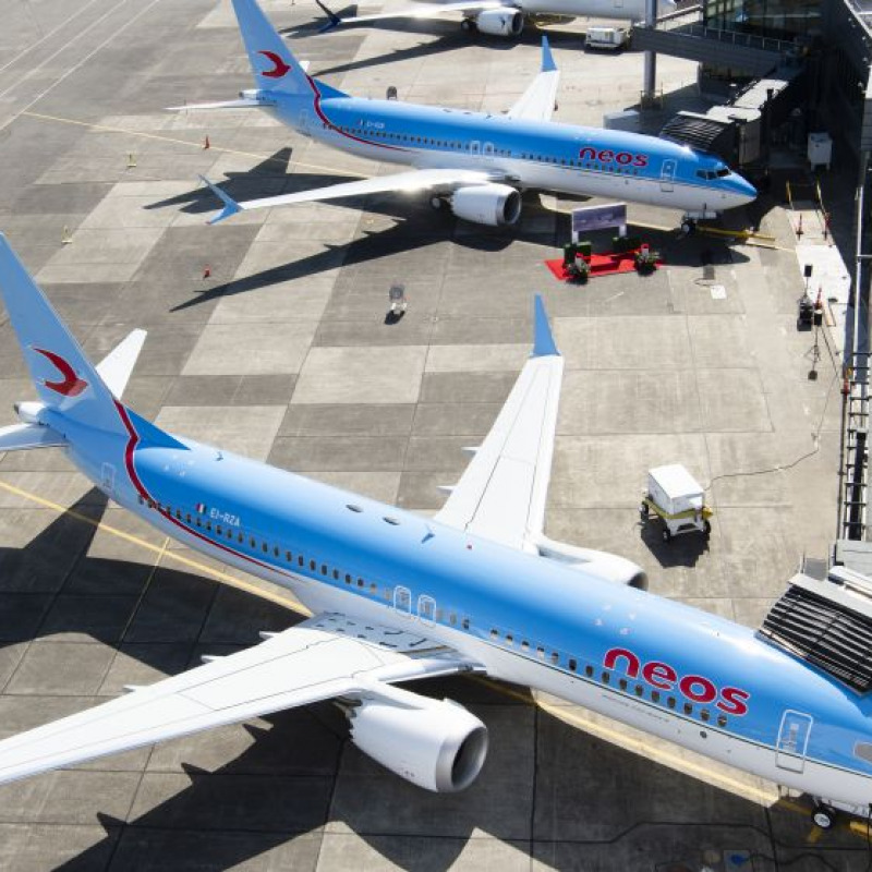 Neos, la seconda compagnia aerea italiana, inserisce due 737 MAX 8 di Boeing, arrivati a Milano da Seattle, a cui si aggiungeranno ad aprile altri due aeromobili, portando così la flotta ad un totale di 15 velivoli. Nata nel 2002, Neos ha sviluppato una crescita continua che nel 2019 l’ha portata a volare in oltre