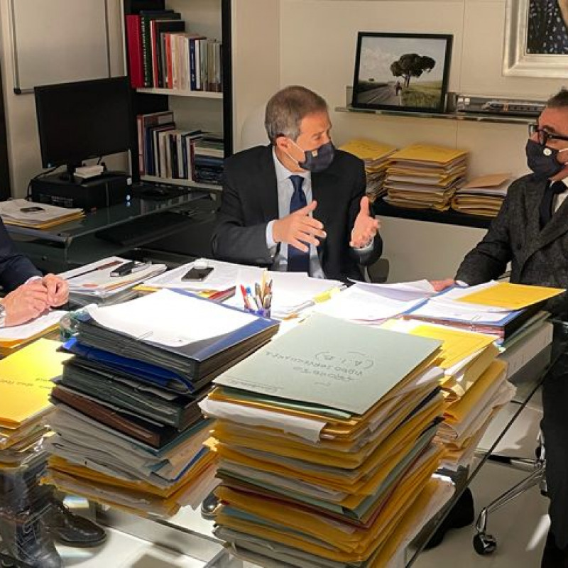 Il presidente Musumeci con l'assessore Scilla e il presidente dell'Esa Catania