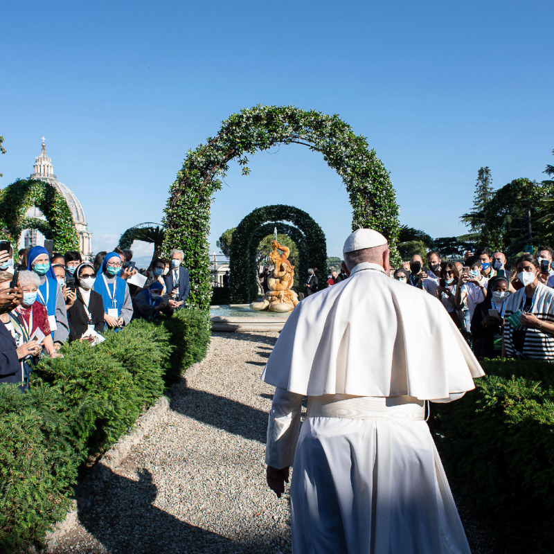 Il Santo Rosario di Papa Francesco per la conclusione del mese di maggio presso la Grotta di Lourdes