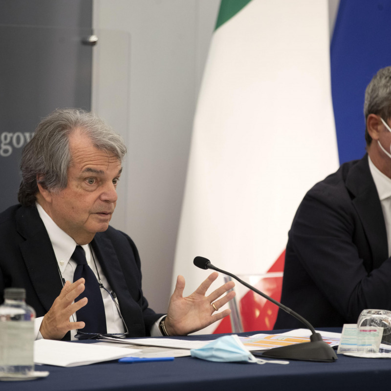 I ministri Renato Brunetta e Andrea Orlando durante la conferenza stampa a Palazzo Chigi