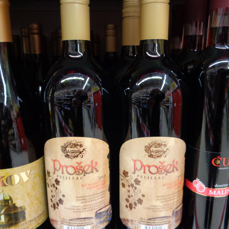 II vino croato Prosek in una immagine tratta da Wikipedia