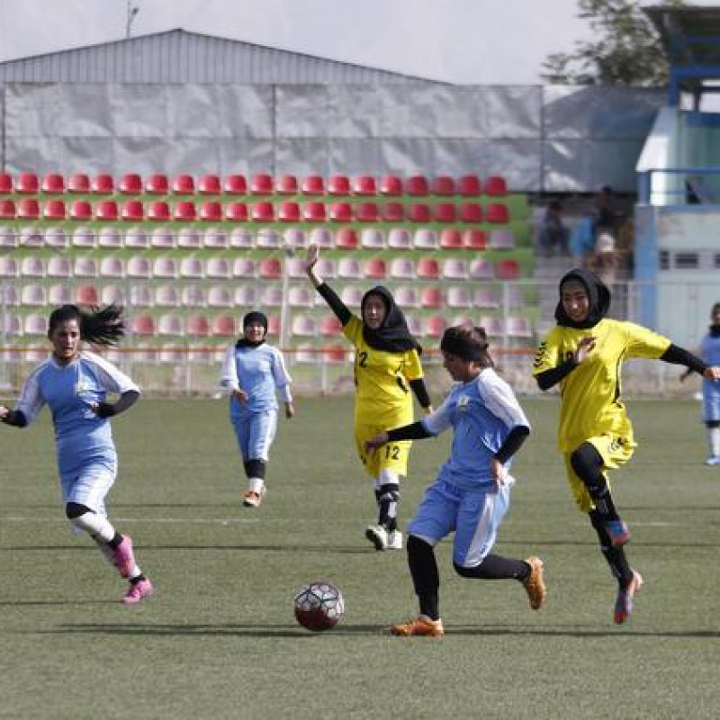 Le giocatrici della nazionale di calcio afghana