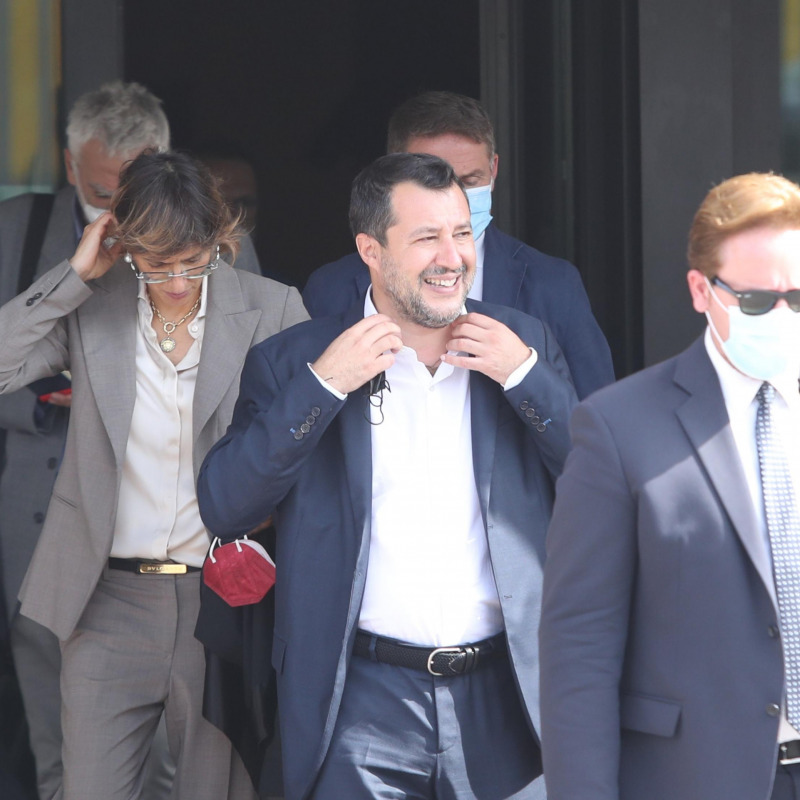 Matteo Salvini con il suo avvocato Giulia Bongiorno all'uscita dall'aula bunker del carcere Pagliarelli dopo l'udienza del processo Open Arms a Palermo il 23 Ottobre 2021 Palermo