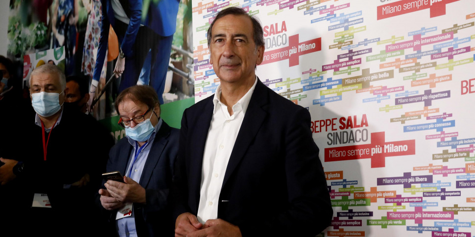 https://assets.gds.it/2021/10/beppe_sala-970x485.jpg