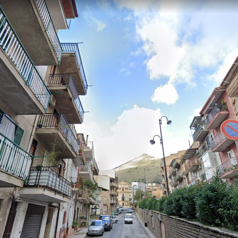 Belmonte Mezzagno, via Martiri di via Fani (da Google Street View)