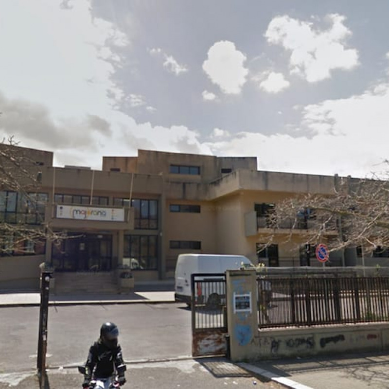 L'edificio che ospita l'Istituto Majorana, in via dell'Olimpo a Palermo: è tra i beni confiscati a Zummo