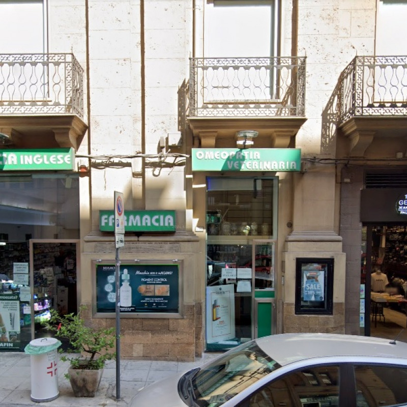 La farmacia Inglese di via Mariano Stabile, a Palermo