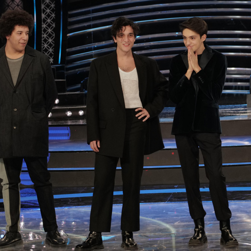 I tre vincitori di Sanremo Giovani che si contenderanno con i big la vittoria al Festival: da sinistra e in ordine di classifica Yuman, Tananai e Matteo Romano