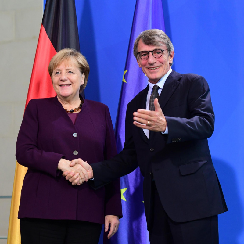 David Sassoli con Angela Merkel
