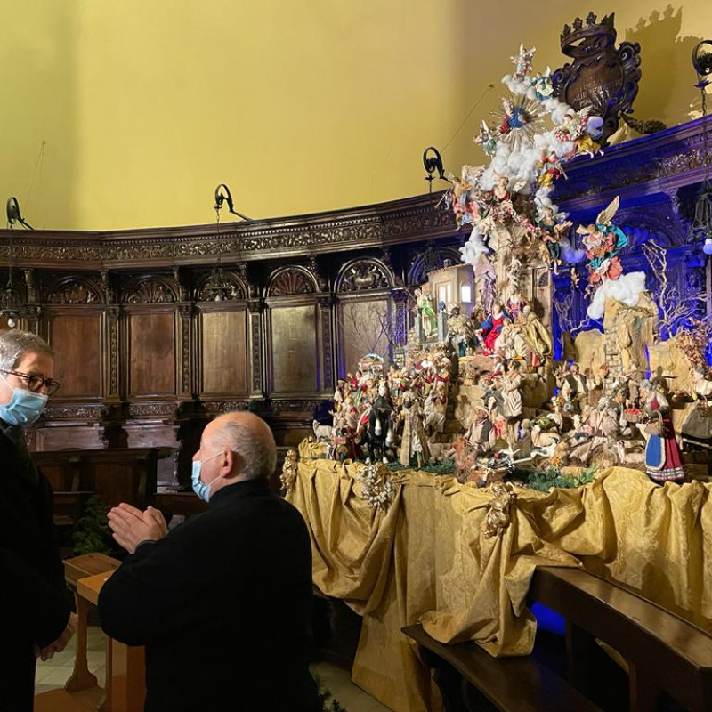 Musumeci visita il presepe della Chiesa di San Domenico