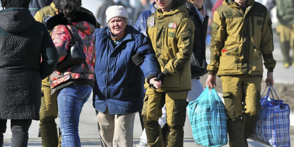 https://assets.gds.it/2022/02/Evacuation-of-women-and-children-from-Donetsk-Peoples-Republic-to-the-Rostov-region-of-Russia_61697813-970x485.jpg
