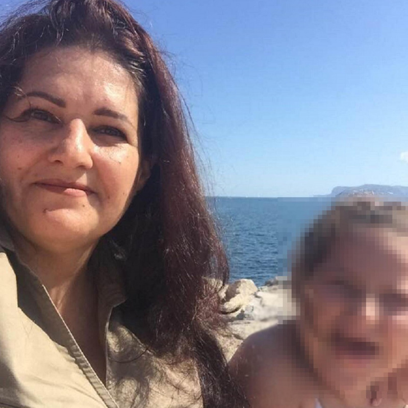 Elena Pastux, la donna ucraina che da diversi anni vive a Palermo con la figlia Elisa, disabile di 8 anni