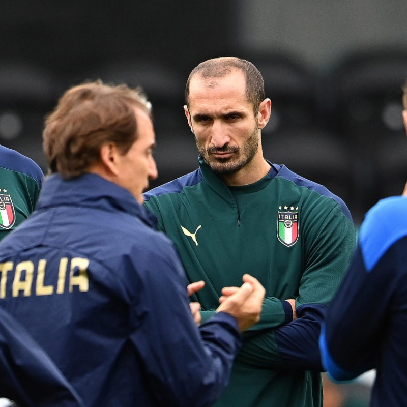 Mancini e i calciatori della Nazionale Italiana