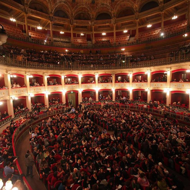 Il Teatro Politeama, sede dell'Orchestra Sinfonica