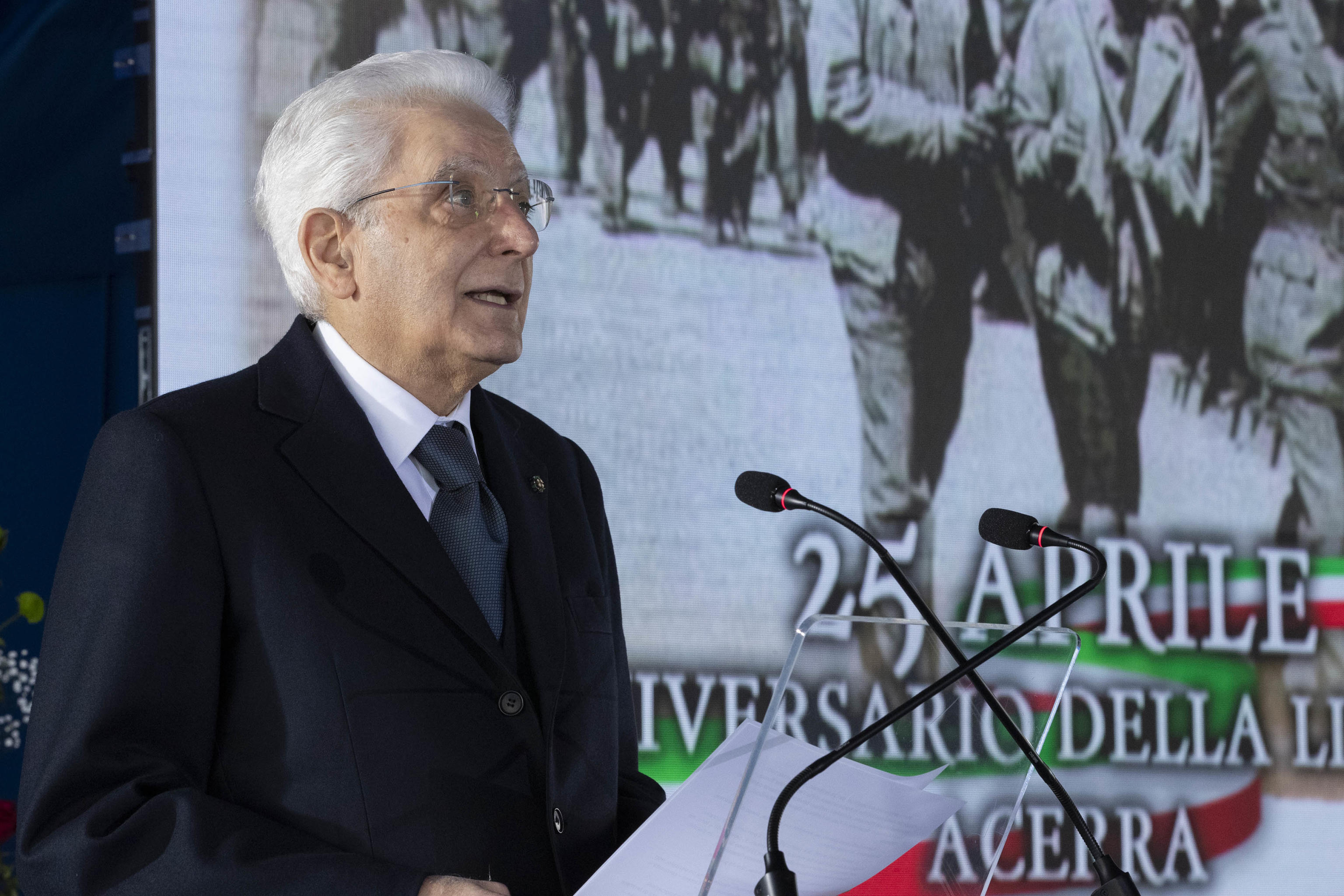 Mattarella dedica Bella Ciao all'Ucraina: «Resistenza è opporsi a un' invasione» - Giornale di Sicilia