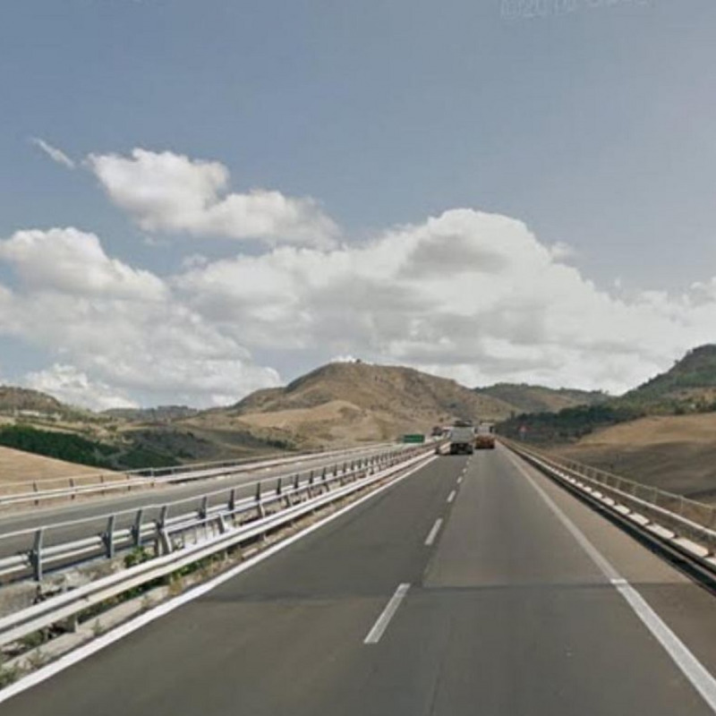 Il viadotto Mulini sull'autostrada Palermo-Catania