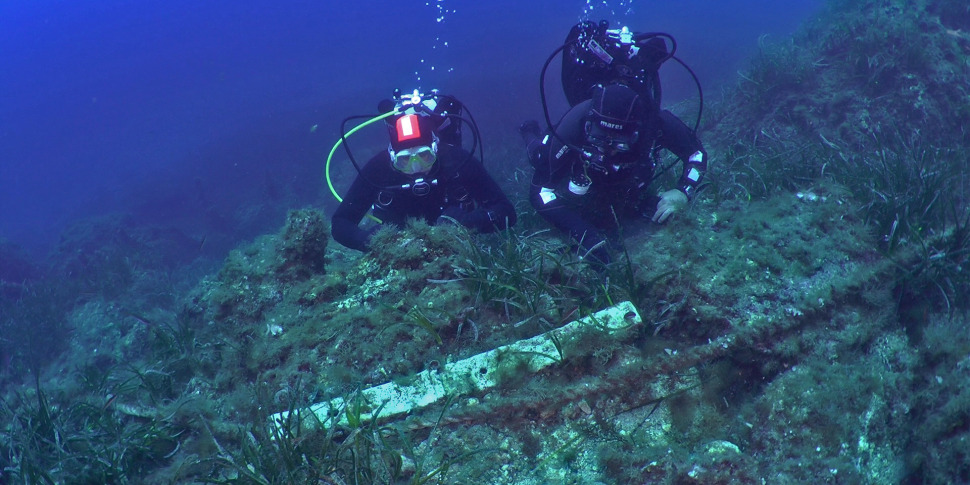 https://assets.gds.it/2022/06/itinerario-ustica-falconiera_photo-Salvo-Emma-970x485.jpg