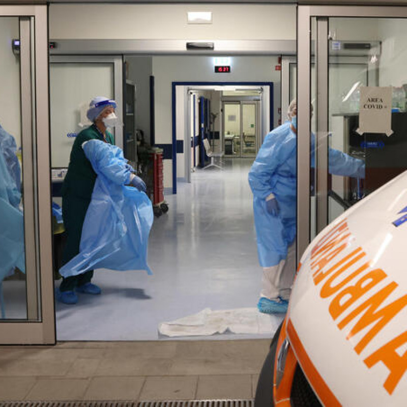 Il reparto Covid del pronto soccorso dell'Ospedale Maggiore e Oglio Po di Cremona