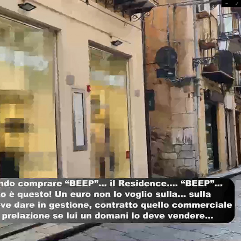 In un'intercettazione diffusa dalla guardia di finanza si parla del residence da acquistare. A destra Giuseppe Calvaruso