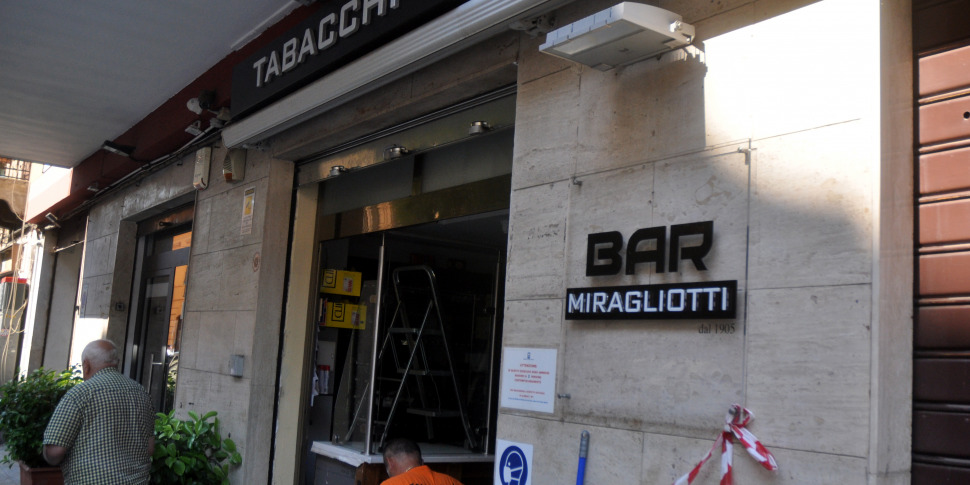 Tabacchi via La Loggia, vinti 10 mila euro con un gratta e vinci ::  Segnalazione a Palermo