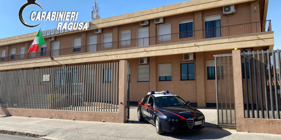 Ragusa, arrestato uno spacciatore con quasi 10 chili di droga a casa