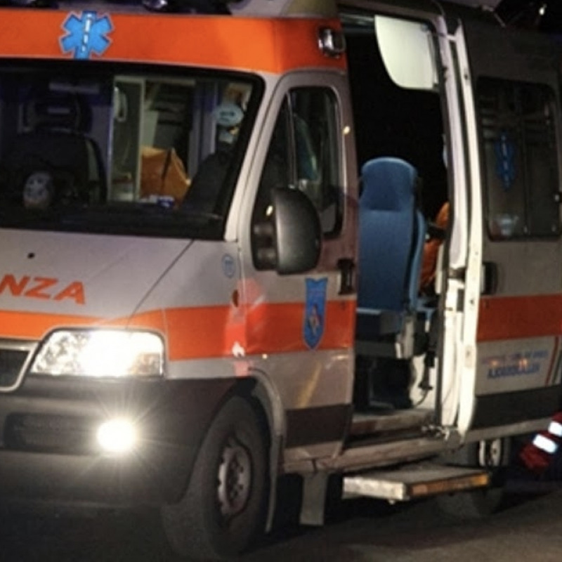 Incidente a Nicolosi, auto si schianta contro un muro: morto un ragazzo di 20 anni, 3 i feriti