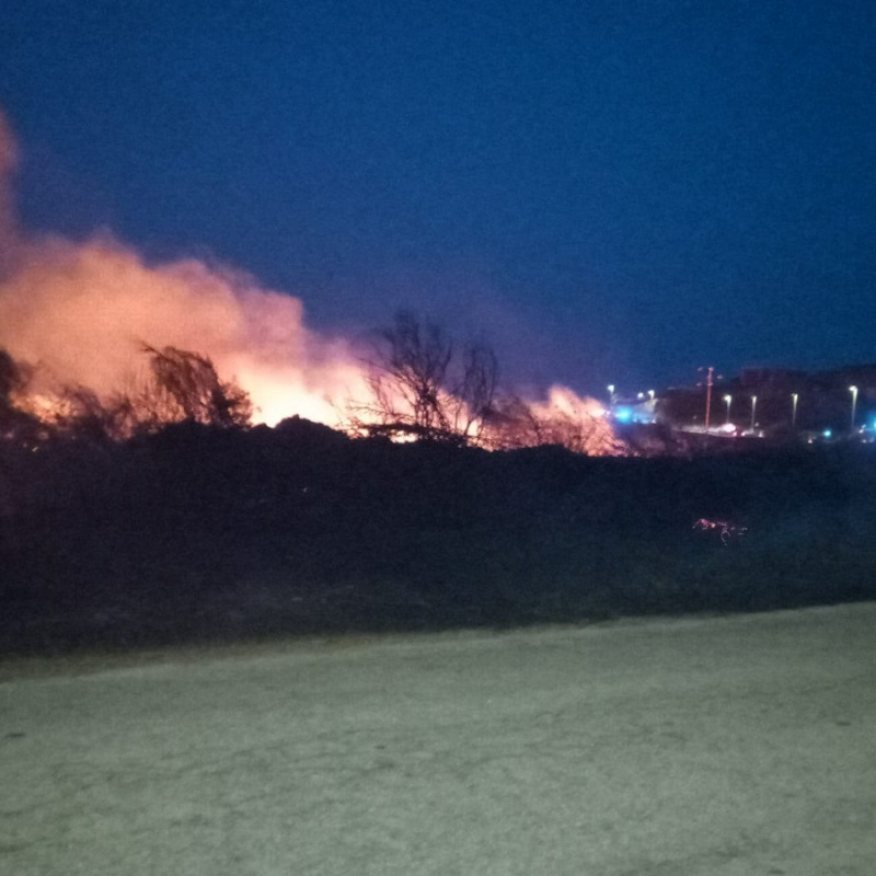 Il maxi incendio a Pantelleria