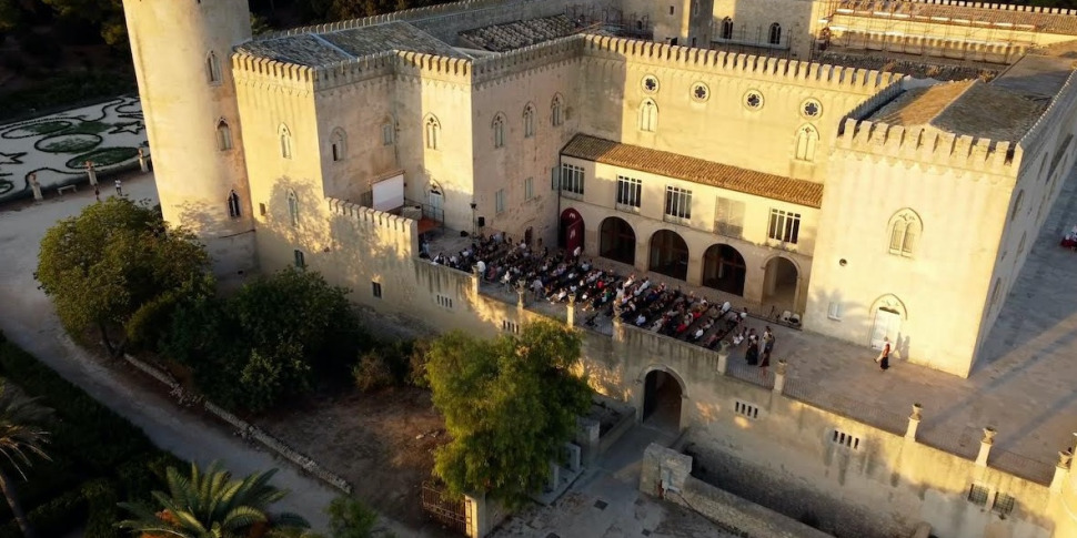 Al Castello di Donnafugata i racconti prendono forma e diventano opere ...