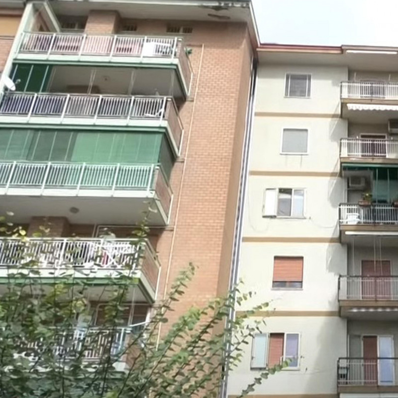 L'edificio di Gragnano in un'immagine tratta da un video postato su Youtube da SiComunicazione