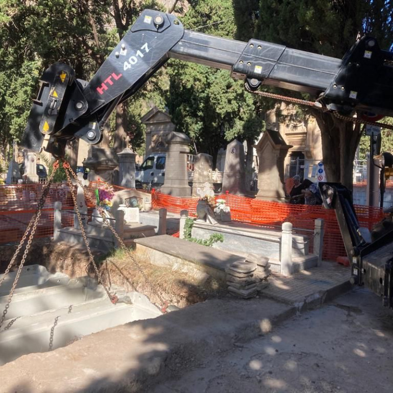 I lavori al cimitero dei Rotoli di Palermo