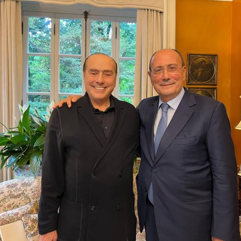 Silvio Berlusconi assieme a Renato Schifani