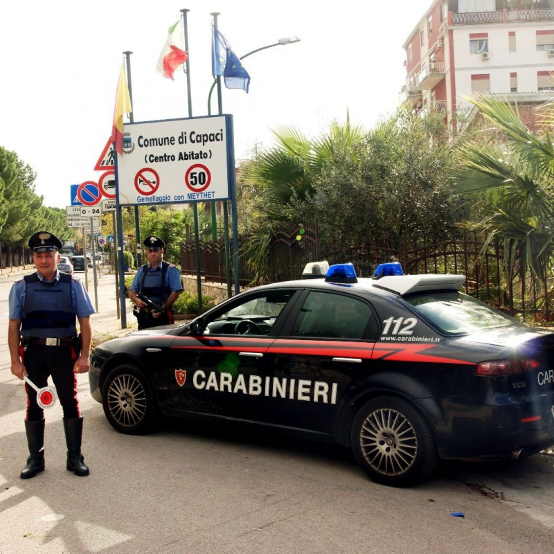 I carabinieri di Capaci sono alla ricerca dell'aggressore