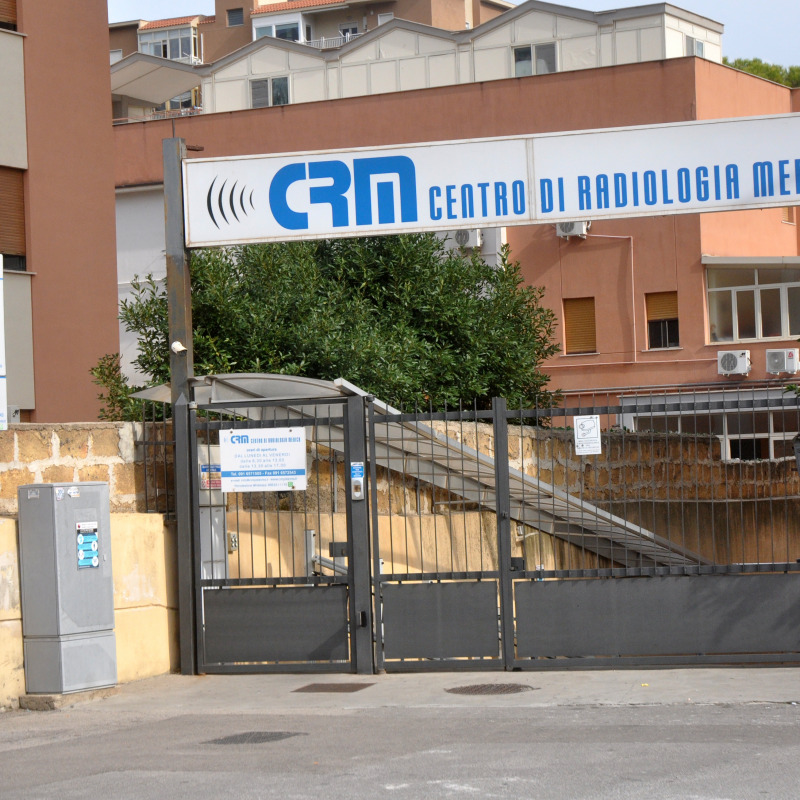 Il centro radiologico di via Tommaso Marcellini, a Palermo (foto di Alessandro Fucarini)