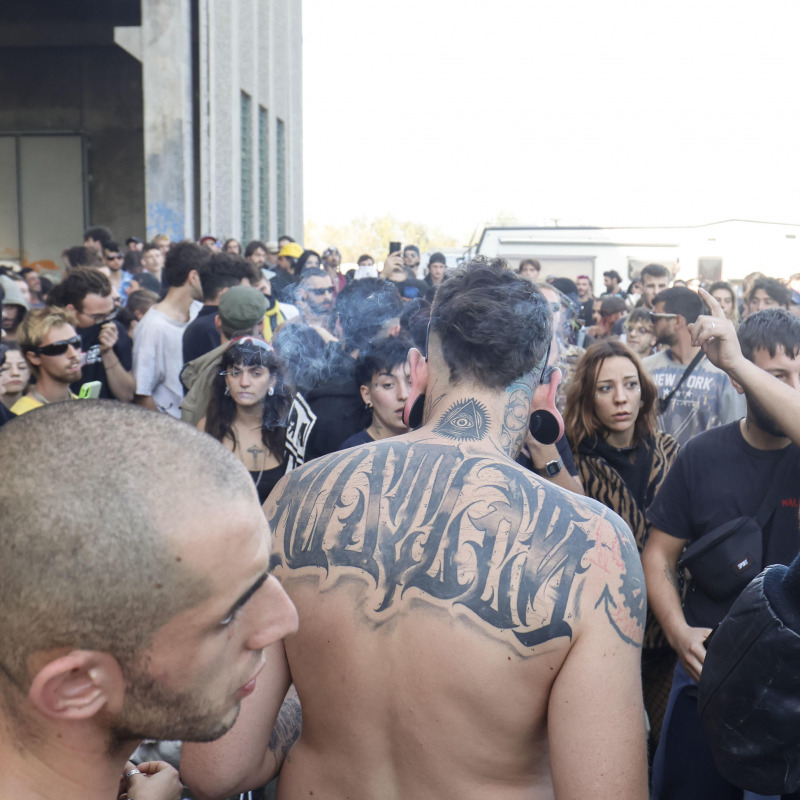 Il rave party di Modena interrotto dalle forze dell'ordine