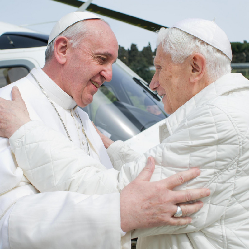 L'incontro tra Papa Francesco e il Papa emerito Benedetto XVI