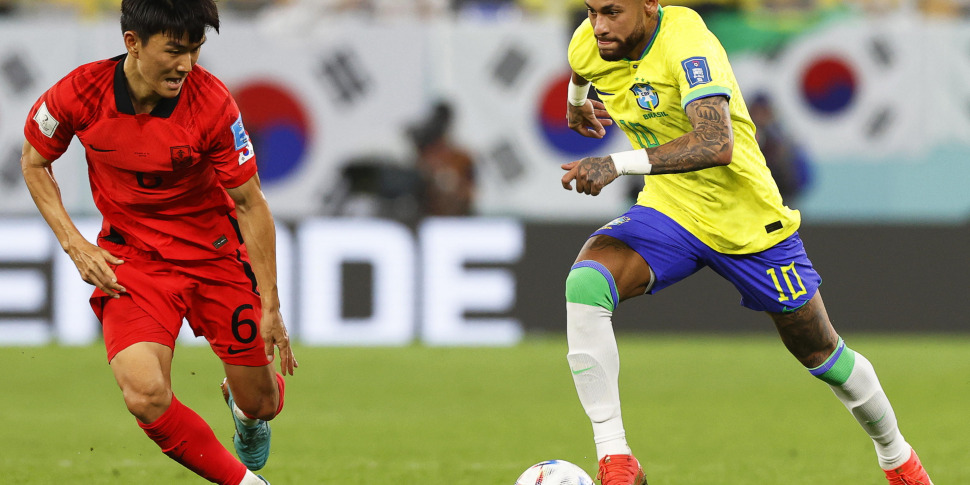 https://assets.gds.it/2022/12/FIFA-World-Cup-2022-Round-of-16-Brazil-vs-South-Korea_67448891-970x485.jpg
