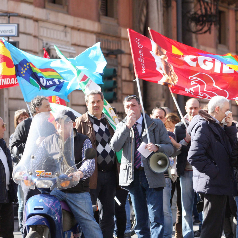 Protesta di precari a Palermo
