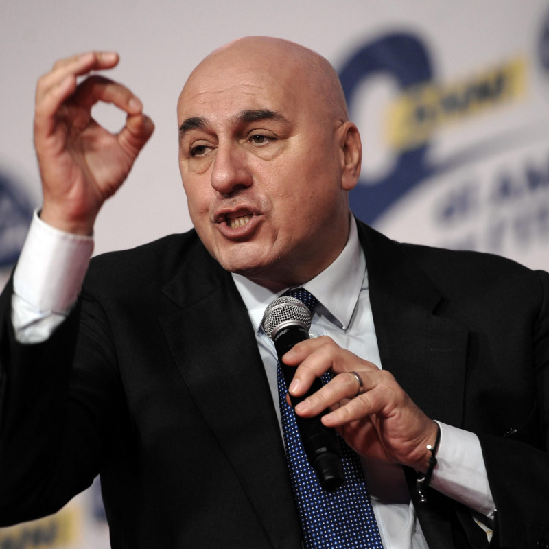 Il Ministro della Difesa Guido Crosetto partecipa a "A 10 anni dalla nascita Costruiamo l'Italia del Futuro: la festa di Fratelli d'Italia per il decennale dalla fondazione a Piazza del PopoloRoma, 16 dicembre 2022. ANSA/FABIO CIMAGLIA