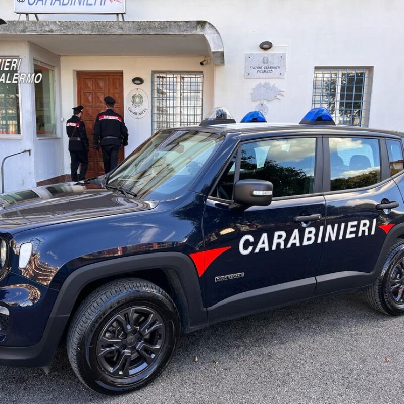 La stazione dei carabinieri di Ficarazzi