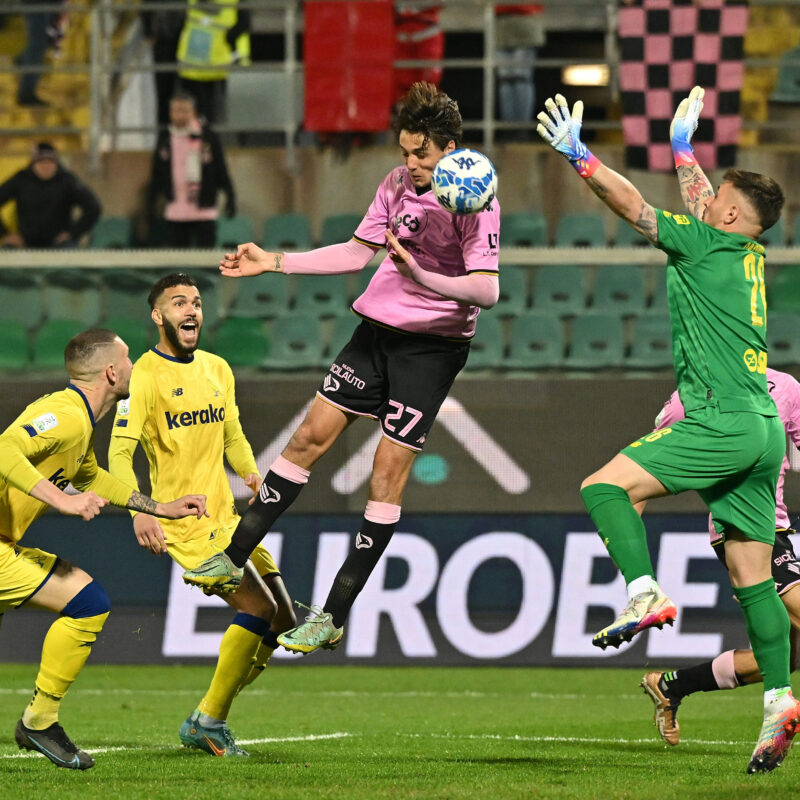Soleri realizza di testa il gol del 2-2 (foto Puglia)
