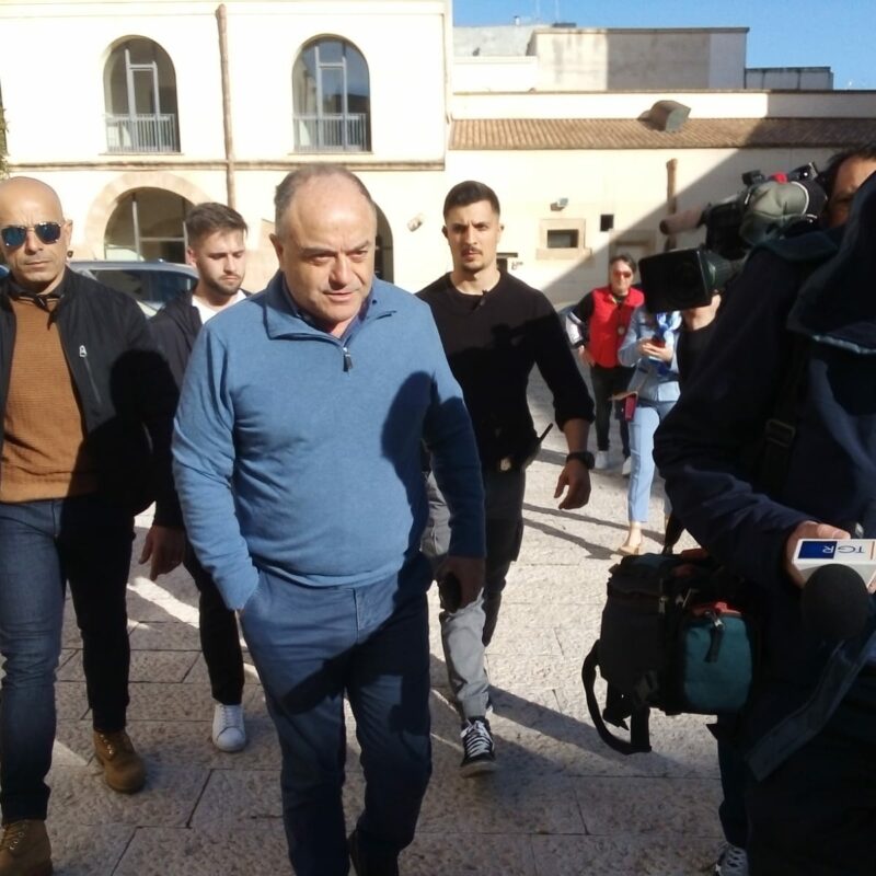 Il procuratore Nicola Gratteri all'arrivo al Complesso San Pietro di Marsala