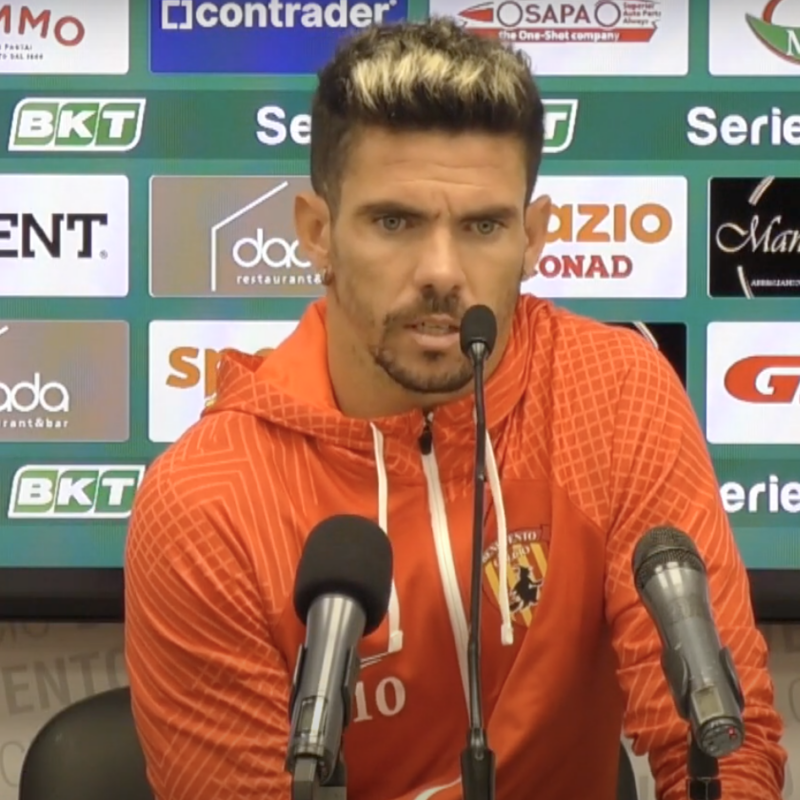 Diego Farias, l'attaccante del Benevento dovrebbe saltare la trasferta di Palermo